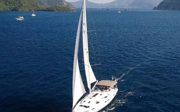 Bavaria Cruiser 45 Wave dancer