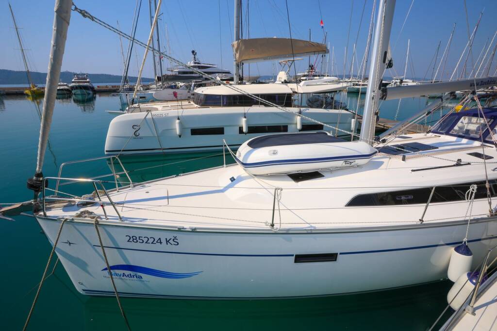 Bavaria Cruiser 46 Blaca