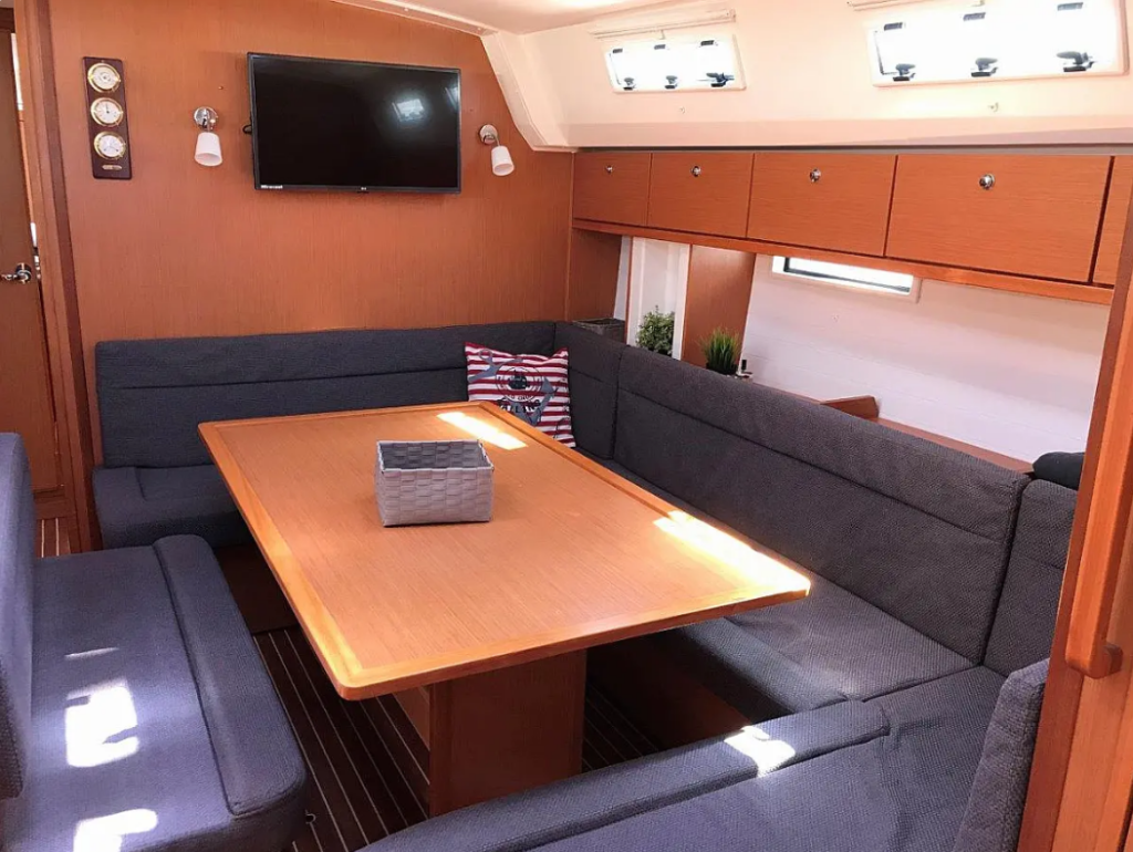 Bavaria Cruiser 50 Juniper