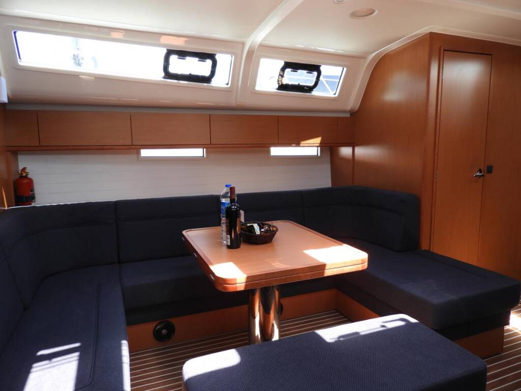 Bavaria Cruiser 51 Mango