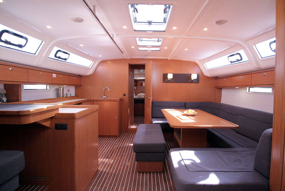 Bavaria Cruiser 51 Firewall