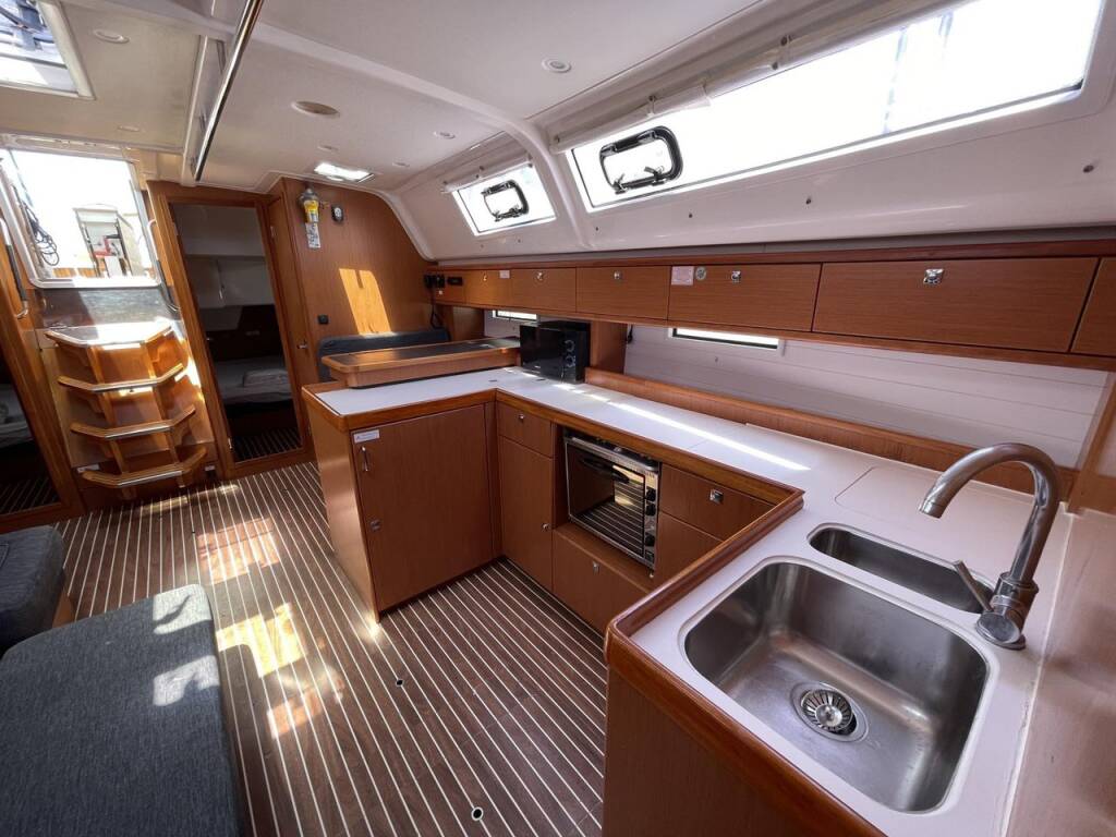 Bavaria Cruiser 51 Anemone