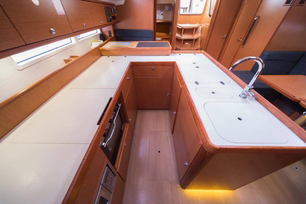 Bavaria Cruiser 56 LA VESTALE