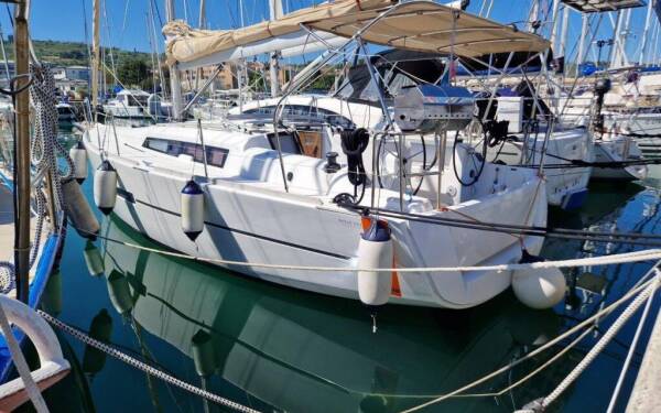 Dufour 350 GL Joy AS