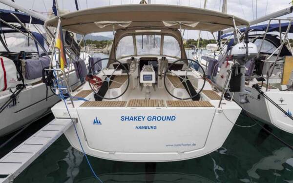 Dufour 360 GL Shakey Ground