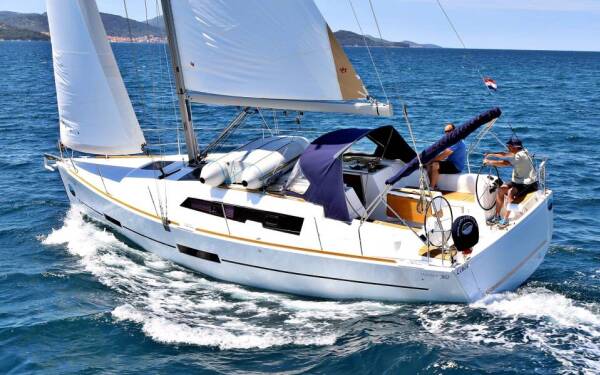 Dufour 382 GL Louise