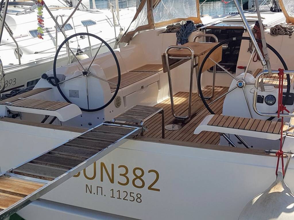 Dufour 382 GL Sun 382