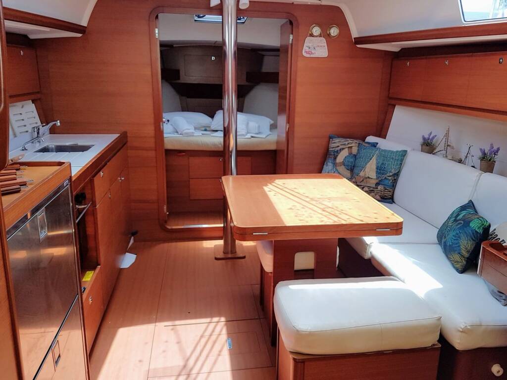 Dufour 382 GL Sun 382