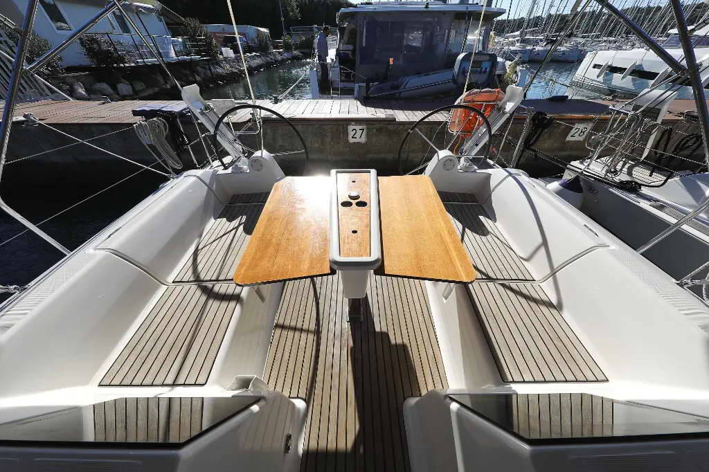 Dufour 382 GL ECONOMY