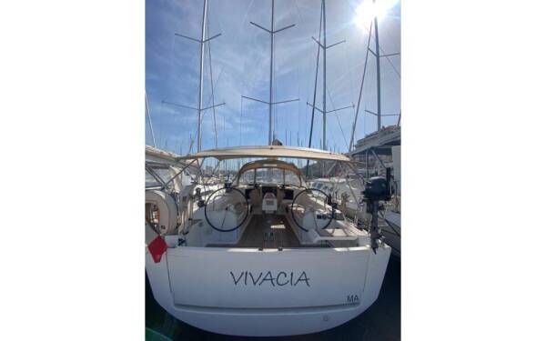 Dufour 382 GL Vivacia