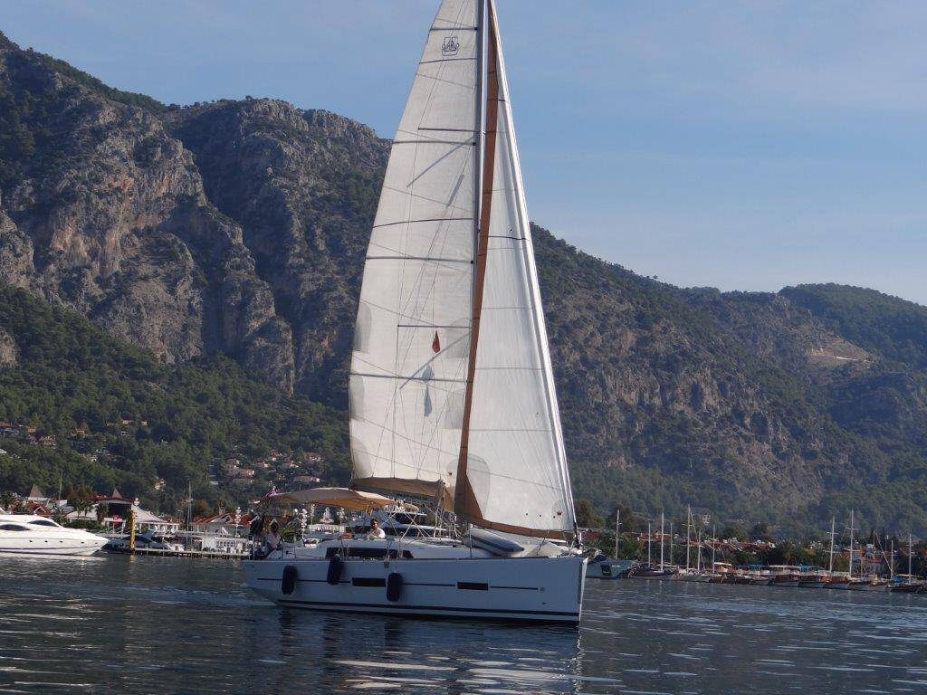 Dufour 382 GL Pania