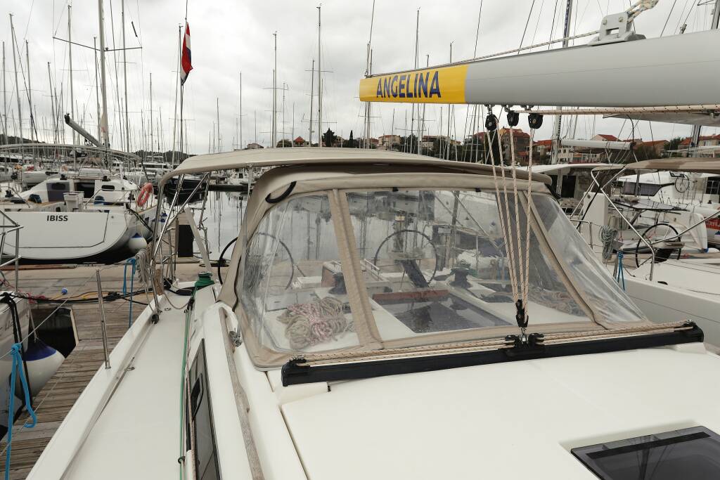 Dufour 390 GL Mercury