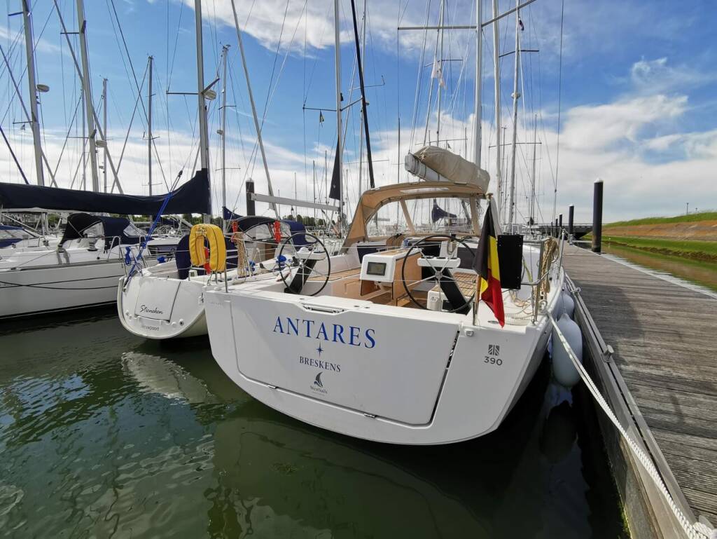 Dufour 390 GL Antares