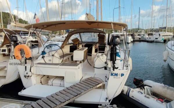 Dufour 412 GL BEQUIA 