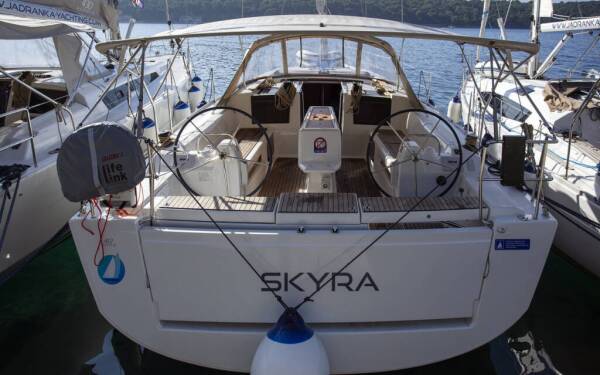 Dufour 412 GL Skyra