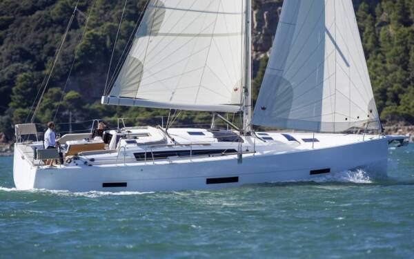 Dufour 430 GL Julianna