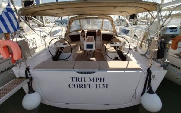 Dufour 430 Triumph