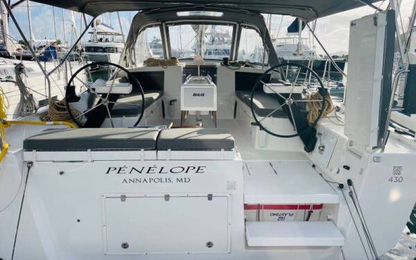 Dufour 430 Penelope