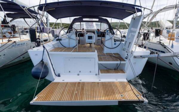 Dufour 460 GL Topsy