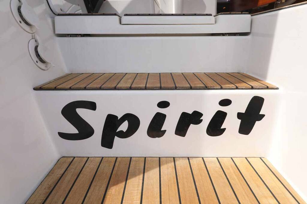 Dufour 470 Spirit