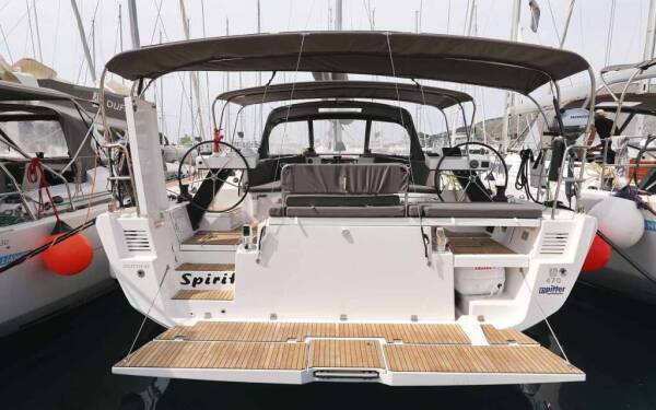 Dufour 470 Spirit