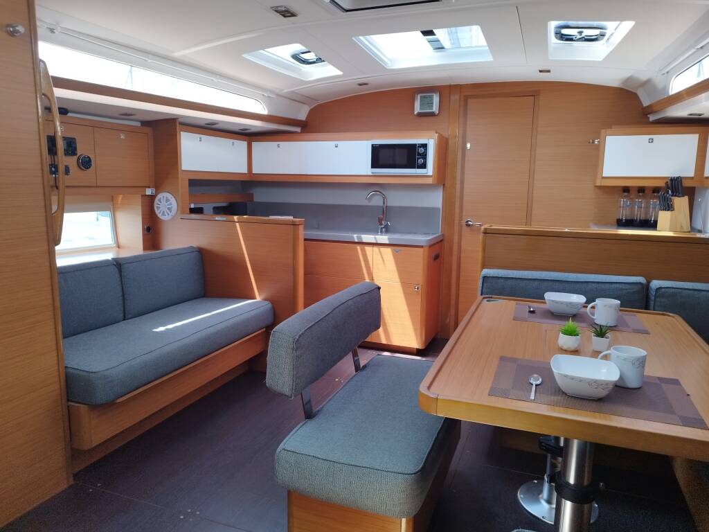 Dufour 470 Euphoria