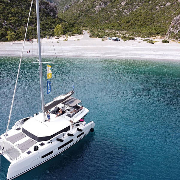 Dufour 48 Catamaran Blue Horizon