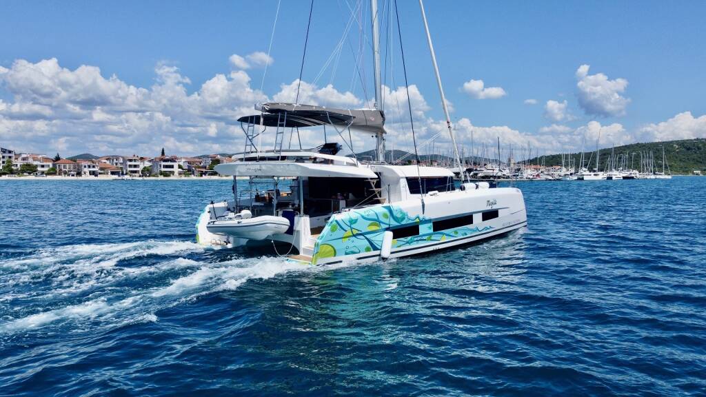 Dufour 48 Catamaran Mojito