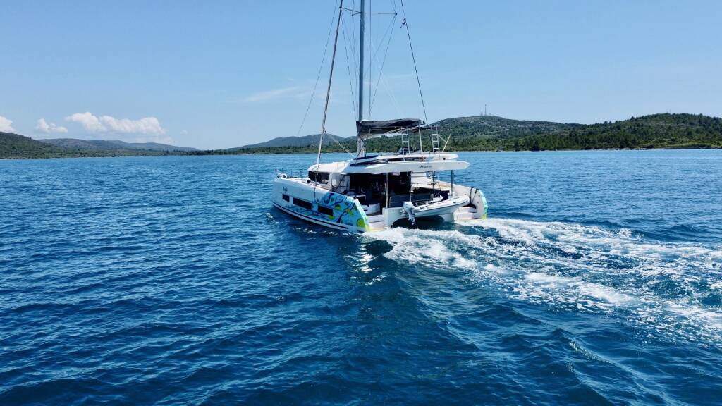 Dufour 48 Catamaran Mojito