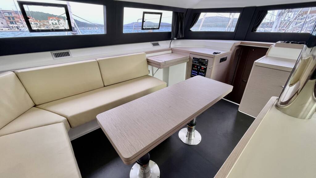 Dufour 48 Catamaran Mojito