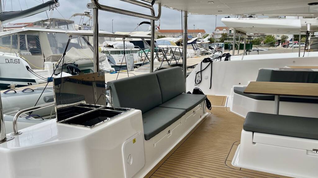 Dufour 48 Catamaran Mojito