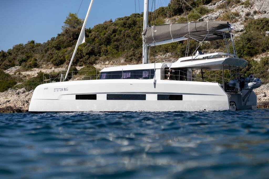 Dufour 48 Catamaran Uma