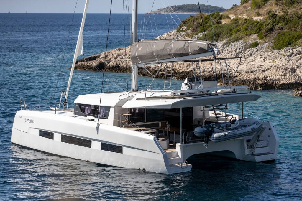 Dufour 48 Catamaran Uma