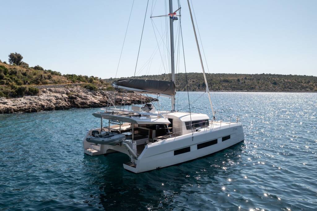 Dufour 48 Catamaran Uma