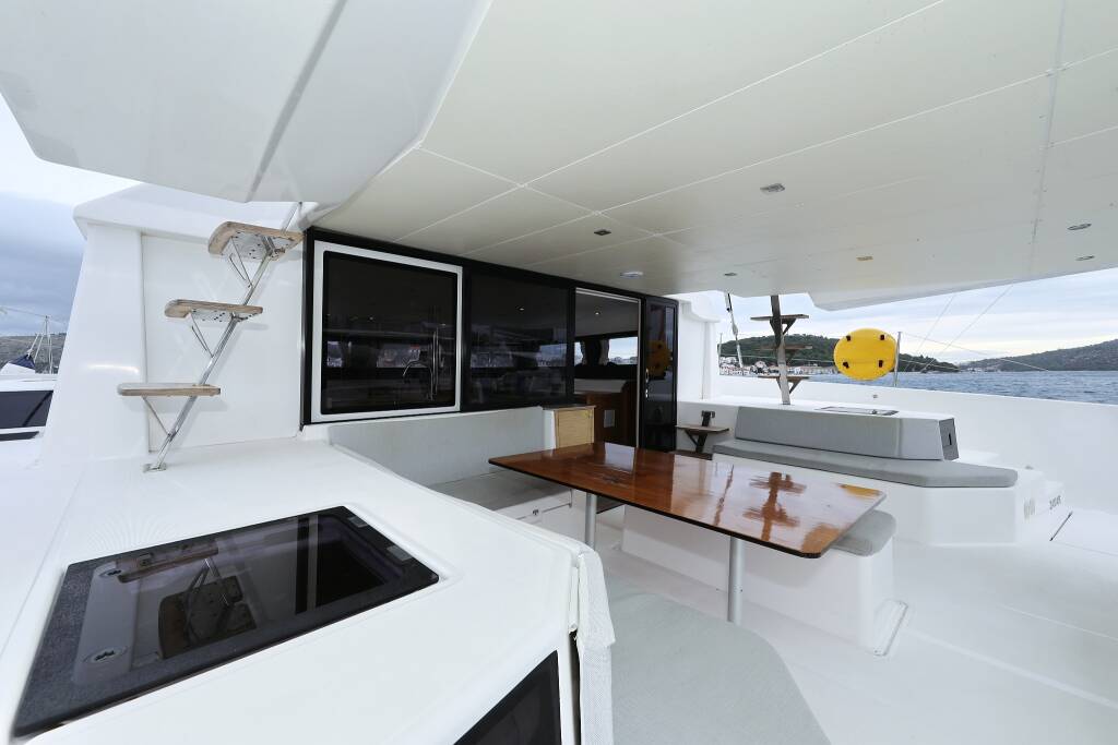 Dufour 48 Catamaran Believe