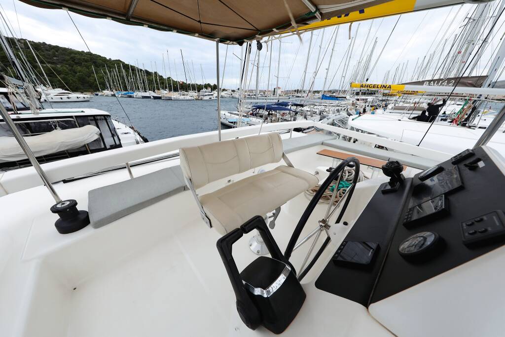 Dufour 48 Catamaran Believe