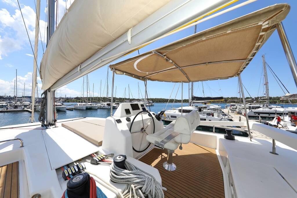 Dufour 48 Catamaran Be Mine