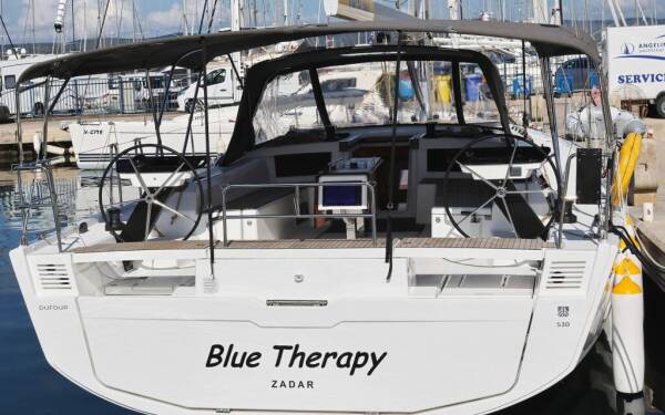 Dufour 530 Blue Therapy