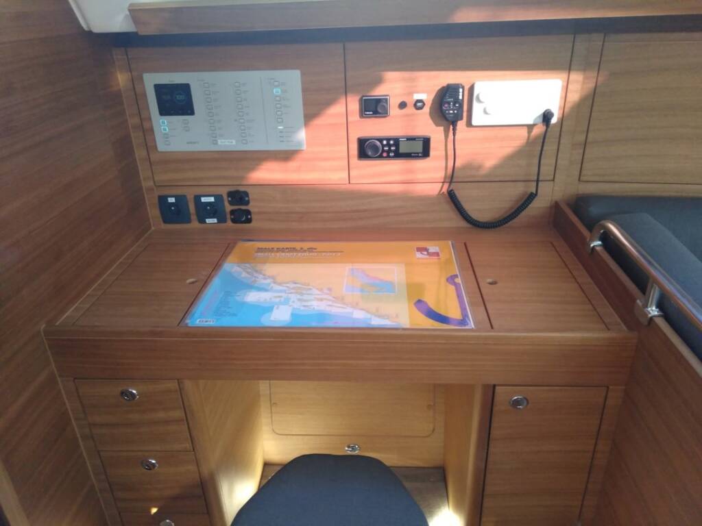 Elan Impression 45.1 Sea Cloud 3