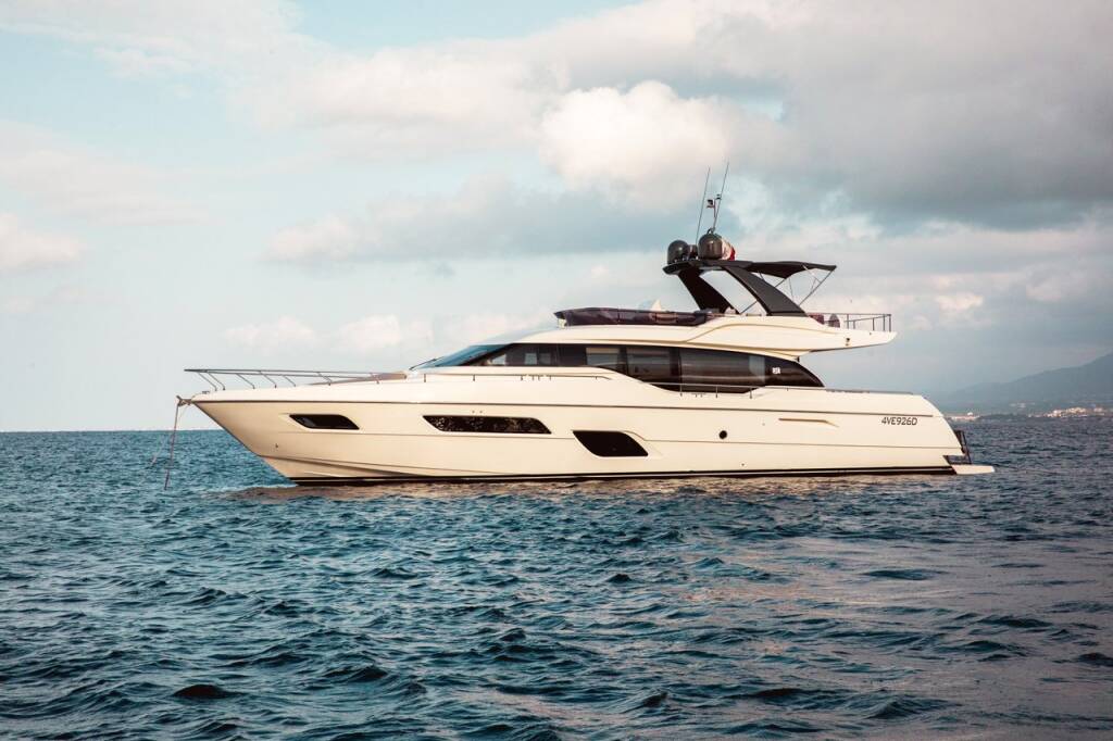 Ferretti 700 Sea Sons