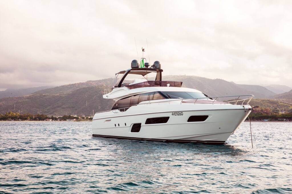 Ferretti 700 Sea Sons