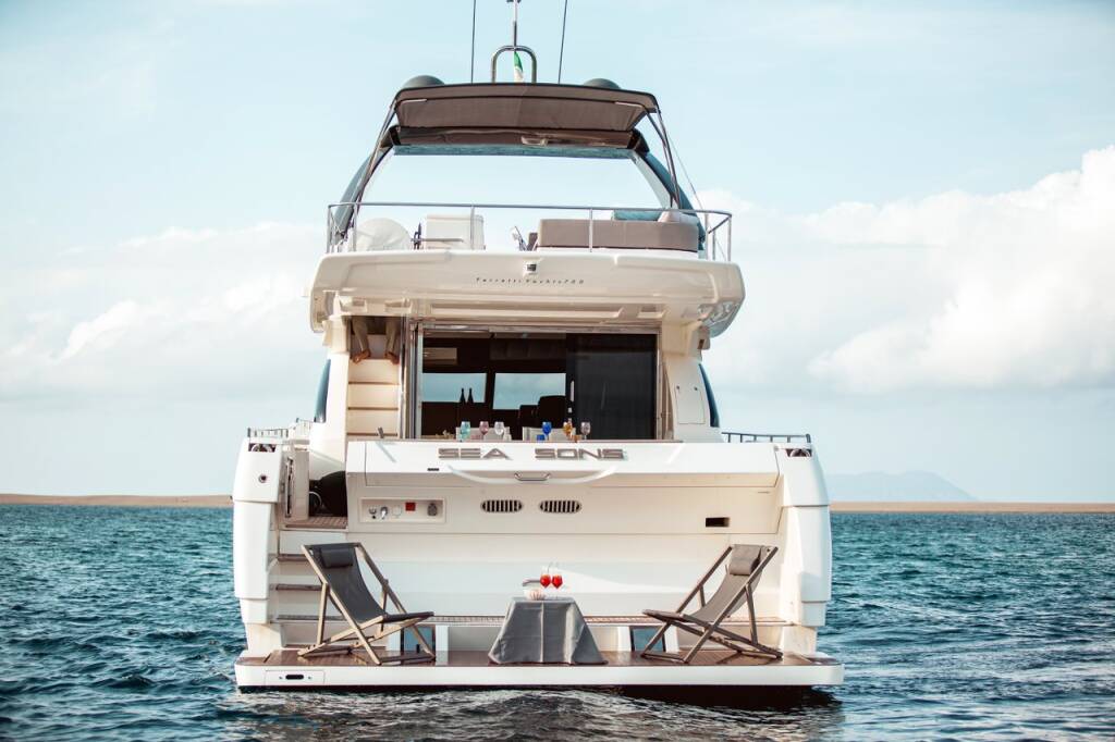 Ferretti 700 Sea Sons