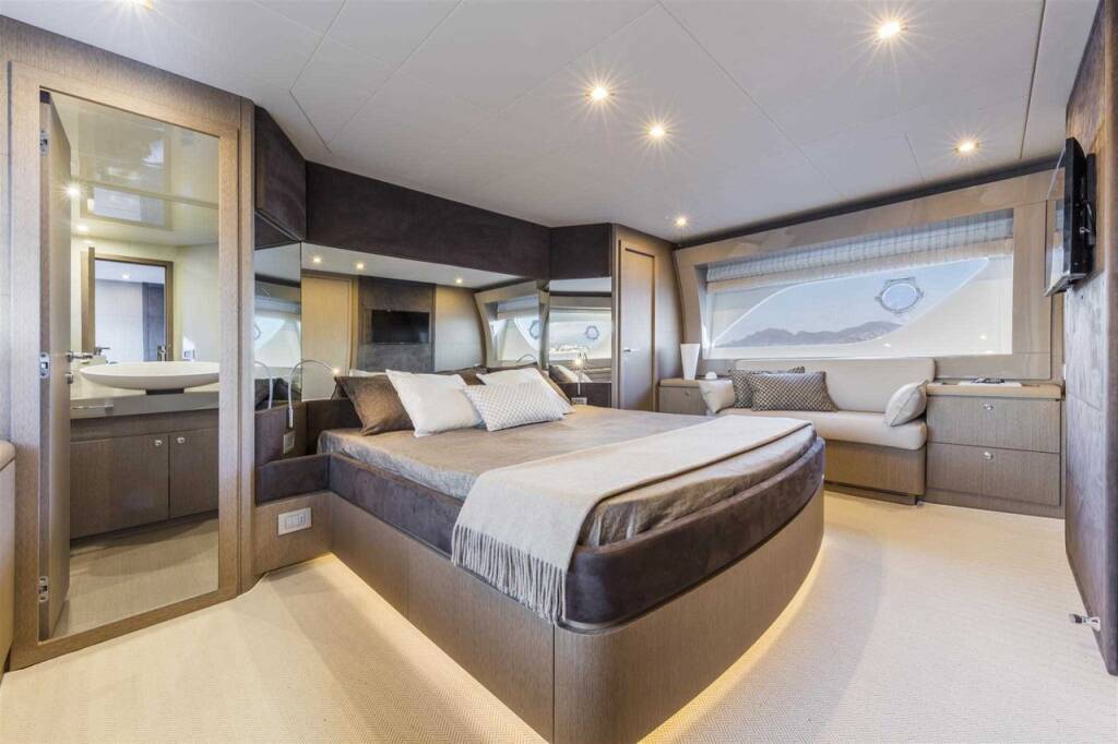 Ferretti 700 Sea Sons