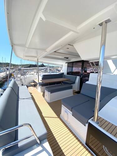 Fountaine Pajot Astrea 42 Ion