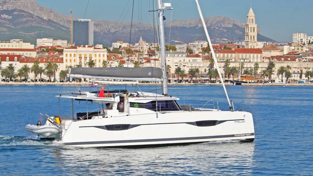 Fountaine Pajot Astrea 42 Mojo