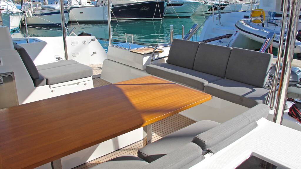 Fountaine Pajot Astrea 42 Mojo