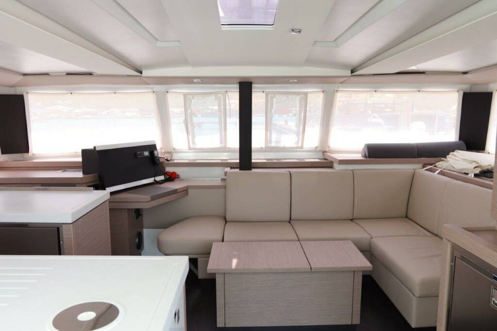 Fountaine Pajot Astrea 42 Time Thief