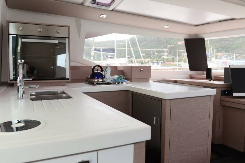 Fountaine Pajot Astrea 42 Penny Lane