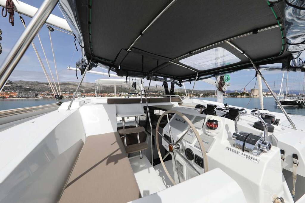 Fountaine Pajot Astrea 42 La Mula