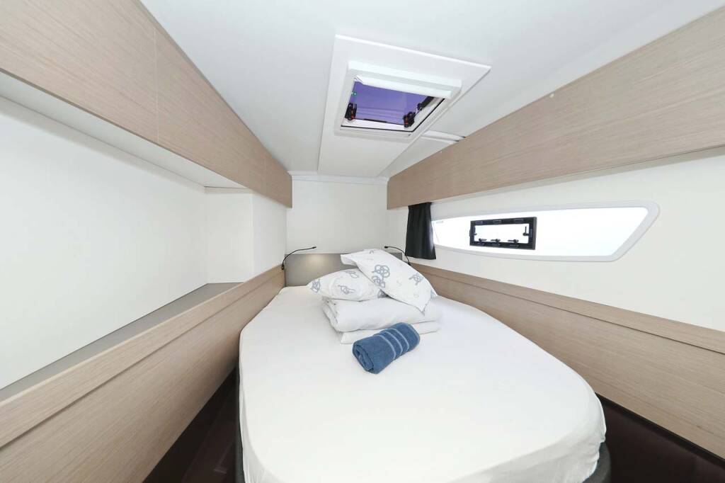 Fountaine Pajot Astrea 42 La Mula